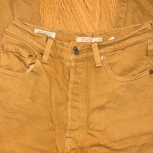 Levi’s Ribcage Straight work/khaki pants - Picture 4 of 5